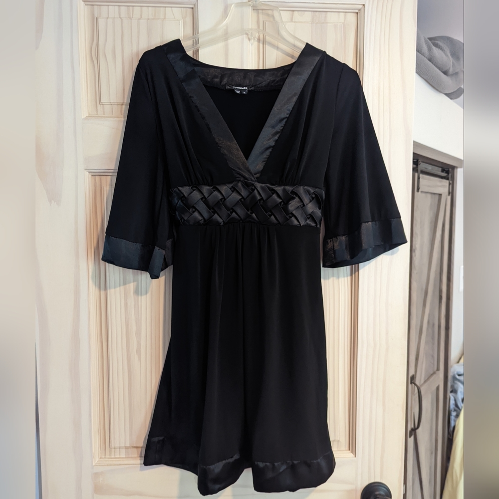 Flowy black dress